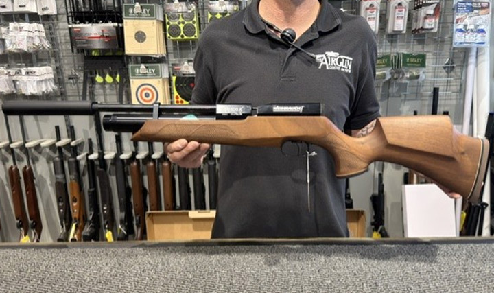 Weihrauch HW 100 XS Air Rifle in shop